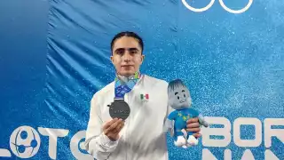 El gimnasta cancunense logró en su debut en Juegos Centroamericanos subir a la segunda posición del pódium de triunfadores