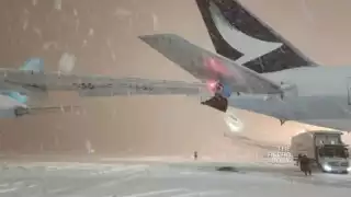 Este martes se registró el choque entre las alas de un avión de Korean Air lines y otro de Cathay Pacific Airways en el aeropuerto de Chitose en Japón