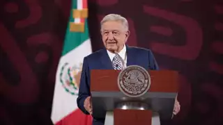 El Presidente de México argumentó que aunque legal, no es ético que una empresa con intereses financieros directos, como Grupo Salinas opere también medios de comunicación