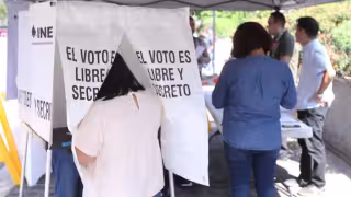 Presidenta Sheinbaum Pardo cuestiona presupuesto del INE para elecciones de 2027: “Es exagerado”