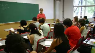 El 15 de mayo se conmemora la labor que realizan los docentes en las escuelas de todo el país