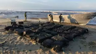 La embarcación fue vigilada durante siete hora antes de ser asegurada