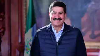 Javier Corral anunció su renuncia como militante del PAN