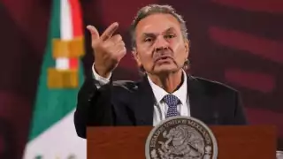 Octavio Romero, director de Pemex, reiteró su postura en el caso que involucra la pensión de María Amparo Casar tras la muerte de su esposo, Carlos Márquez Padilla