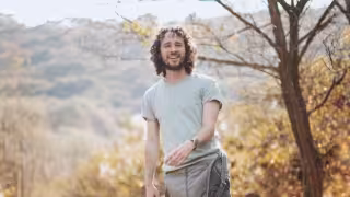 Luisito Comunica acusa a plataforma de venta de boletos de estafarlo con más de 20 mil pesos