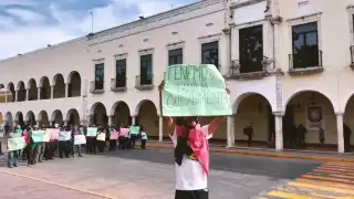 Trabajadores realizan protesta para que el Alcalde de Valladolid deje operar a una gasolinera