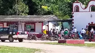 Conflicto en Cancabchén: católicos derriban comisaría para ampliar capilla