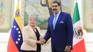 La canciller mexicana Alicia Bárcena, se reunió con el presidente de Venezuela, Nicolás Maduro