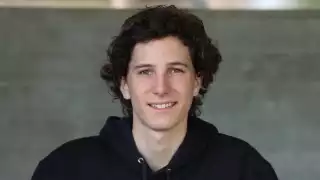   Tiktoker Robegrill aprende a cocinar cochinita pibil en Yucatán junto a una familia maya  