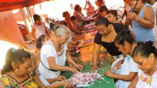 La elaboración de esta guarnición marca el inicio de las celebraciones en honor al Cristo de la Transfiguración