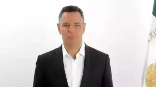 Alejandro Murat anunció su renuncia al PRI