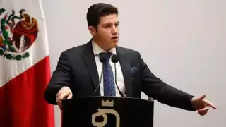 Congreso de Nuevo León mantiene vigente la licencia de Samuel García