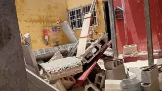 Se derrumba el techo en construcción de una casa en Kanasín; hay dos heridos
