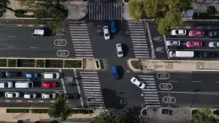 En caso de no respetar las restricciones del Hoy No Circula la multa es de mil 737 a dos mil 606 pesos, tanto en la CDMX y el Edomex