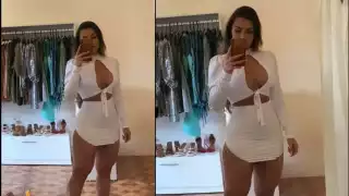 Madrina de bautizo recibe fuertes críticas por vestimenta