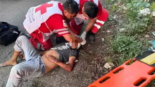Rápidamente, llegaron los paramédicos para auxiliar al lesionado