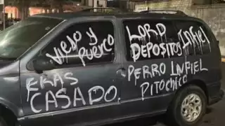 El vehículo fue visto afuera de una tienda en Manzanillo, Colima
