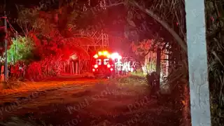 Ebrio motociclista termina en el hospital tras caer a una zanja en la colonia El Huanal de Champotón