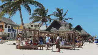 Los palaperos dijeron que sólo están tratando de ganarse la vida.