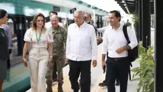 El presidente Andrés Manuel López Obrador partió desde la estación Teya del Tren Maya en Mérida