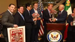 México y Estados Unidos celebran bicentenario de relaciones diplomáticas con partido de la NFL
