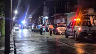 Fuerte movilización militar y policial por vehículo abandonado; aseguran unidad tras localizar presunta munición en la colonia Primero de Mayo