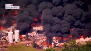 Incendio en planta recicladora de Tennessee activa alerta y fuerte movilización de emergencia
