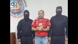 El periodista y activista Carlos Julio Rojas, fue detenido por el Servicio Bolivariano de Inteligencia Nacional por presuntamente ser parte de un complot para asesinar al presidente Nicolás Maduro