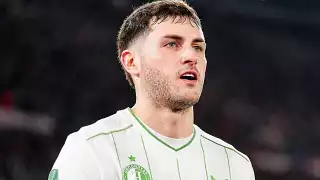 El atacante mexicano Santiago Giménez sigue sin anotar en la Eredivisie, liga de Países Bajos