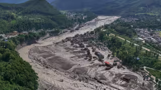 SRE descarta mexicanos afectados por inundaciones en Nepal pero mantiene vigilancia tras deslave en frontera con China: VIDEOS
