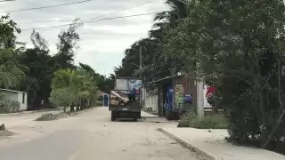 Padecen alrededor de 200 habitantes del Cedral, en Ribera de Río Hondo, fallas de luz tres veces por semana
