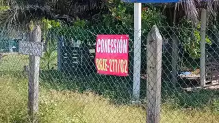 Los locales invaden un área de terrenos federales de 10 km desde el Domo del Mar hasta Bahamitas