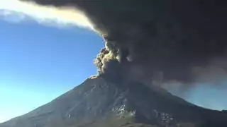 Así lucen las fumarolas del volcán Popocatépetl