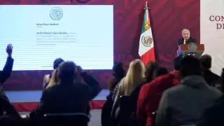 Andrés Manuel López Obrador firmó la ratificación para que Arturo Reyes Sandoval continúe como director general del IPN.