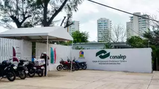 Preocupa a estudiantes y padres de familia que se lleve a cabo la suspensión de labores ya que está a punto de culminar el semestre escolar