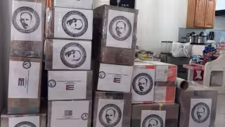 Cubanos radicados en Yucatán envían 500 kilos de ayuda humanitaria a la isla en un buque del Gobierno de México