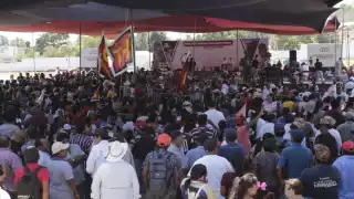 Su recorrido continuará en Ticul al mediodía y cerrará en Izamal, a las 3 de la tarde.