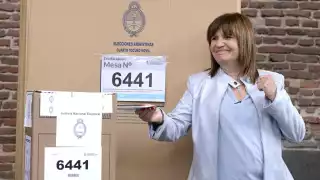 Patricia Bullrich, excandidata de la coalición opositora Juntos por el Cambio (centroderecha), apoyará a Javier Milei, a pesar de "diferencias"