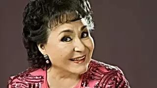 Carmen Salinas muestra algunos signos de mejoría, por lo que la familia espera que pronto se recupere
