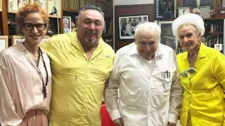 Ismael Moguel Canto compartió sus ideas con el Director Fundador de esta casa editorial, Don Mario Renato Menéndez Rodríguez, su distinguida esposa Doña Alicia Figueroa González, y la Directora Alicia Menéndez Figueroa