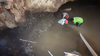 Las características de la roca permiten la rápida filtración del agua