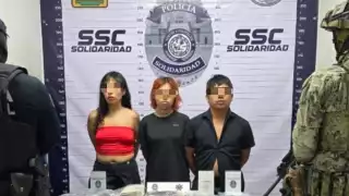 Las tres personas quedaron a disposición de la FGE Quintana Roo