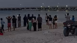 Pareja es detenida tras ser sorprendida en actos íntimos en la playa de Progreso