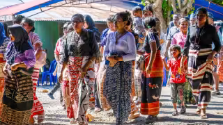 Esclavitud hereditaria persiste en una isla de Indonesia pese a estar prohibida por la ley