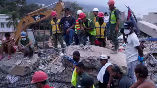 Terremotos en Venezuela dejan 5 mil 346 muertos; inicia toma de ADN para identificar víctimas