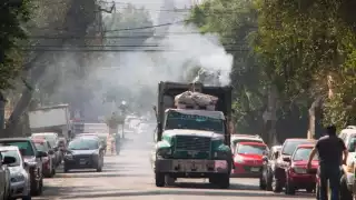 Este sábado se mantiene la Contingencia Ambiental y continúa la restricción para que circulen autos con engomado verde incluídos los de terminacióin "00" y "0"