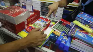 Lo que incrementa el precio de los útiles escolares son las libretas que piden las escuelas