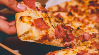 La cuarta empresa de pizzas más grande del mundo ofrece atractivo puesto. Foto: Especial