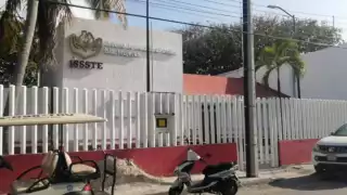 Habitantes de Isla Mujeres denuncian deficiencia del ISSSTE