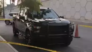 Después de la agresión intentó darse a la fuga y metros adelante abandonó su vehículo y continuó su huida